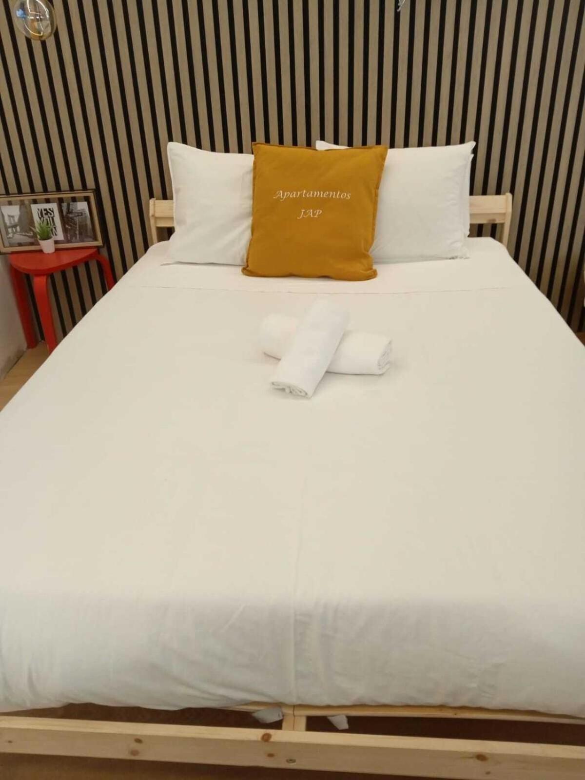 Apartamentos Preciados Мадрид Номер фото