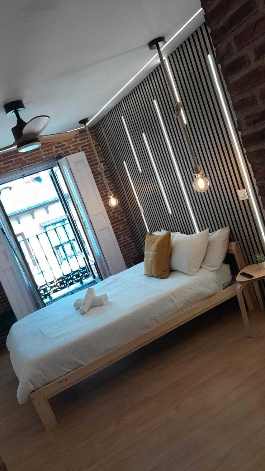 Apartamentos Preciados Мадрид Номер фото