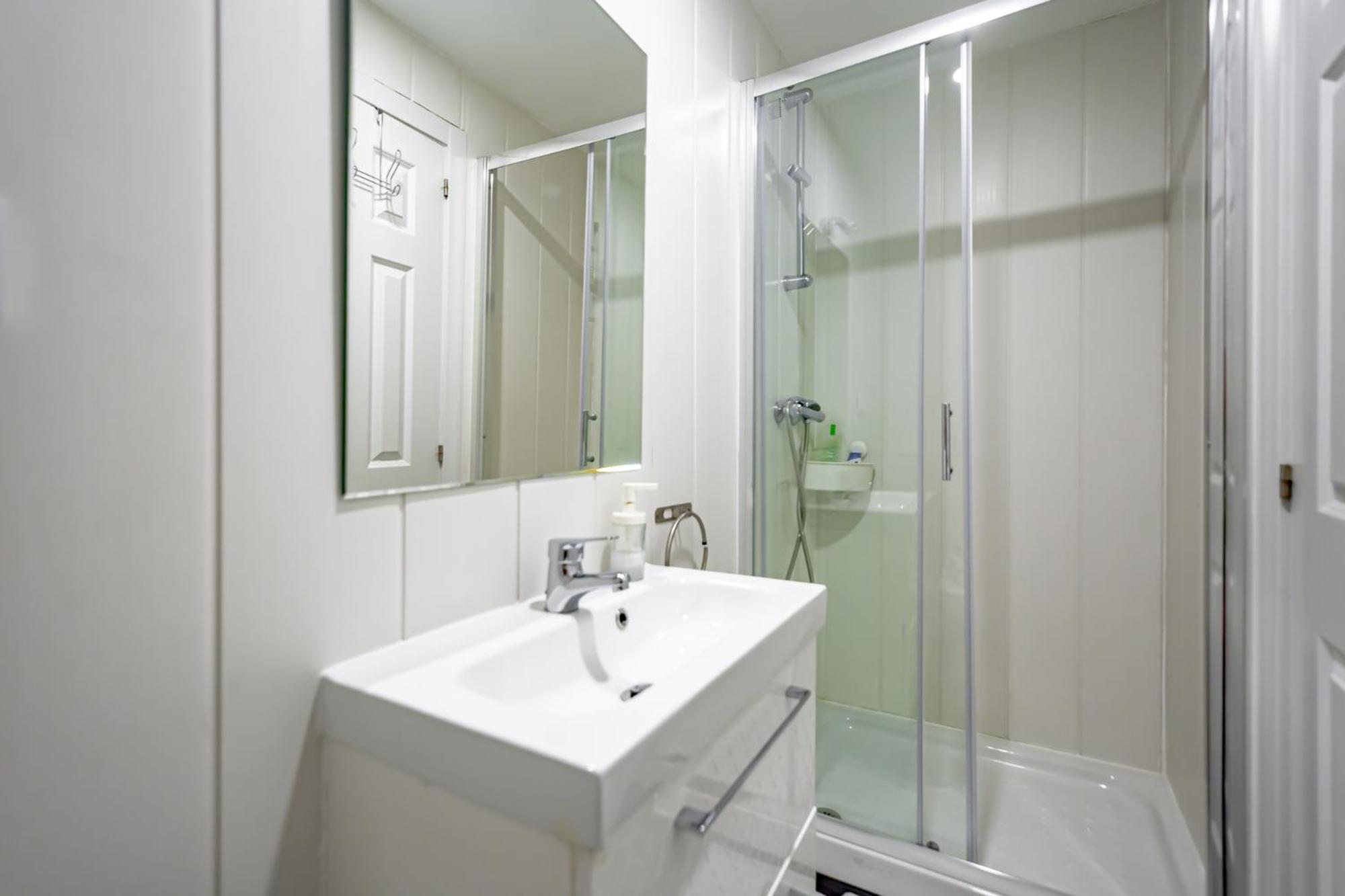 Apartamentos Preciados Мадрид Номер фото