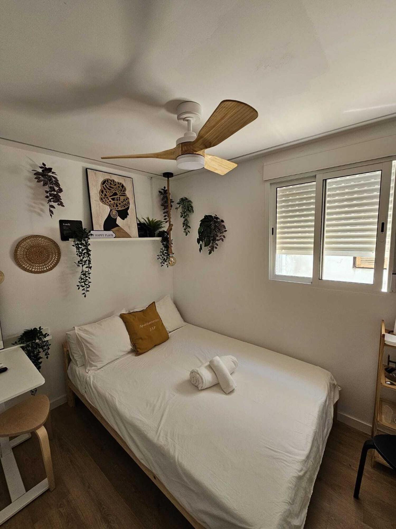 Apartamentos Preciados Мадрид Номер фото
